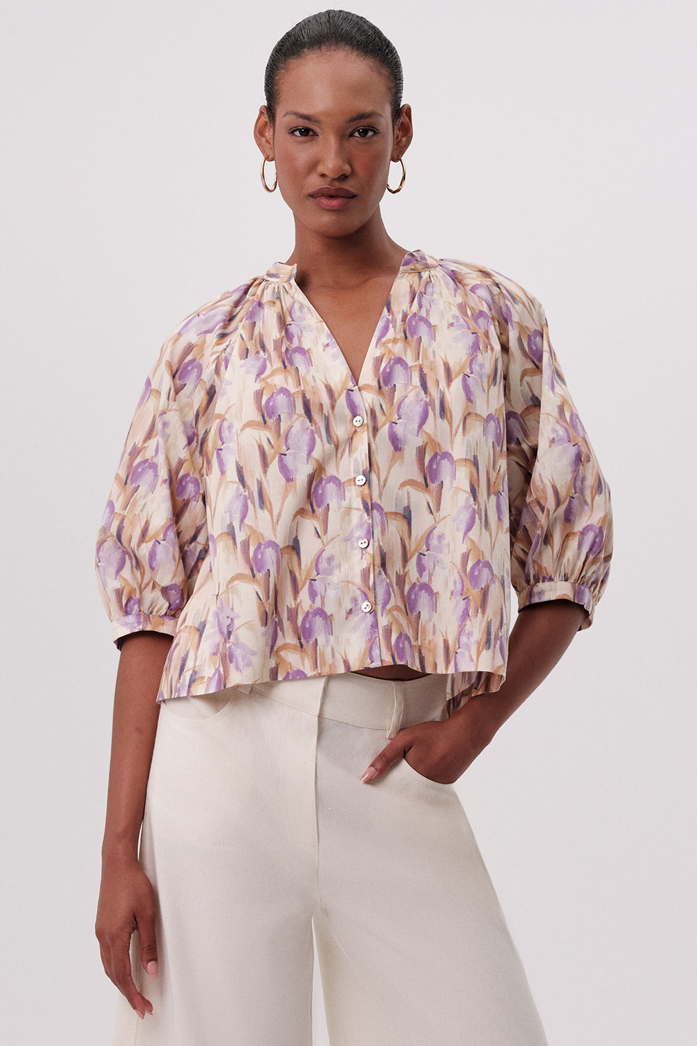 V Yaka Kısa Kol Düğmeli Regular Çok Renkli Gömlek