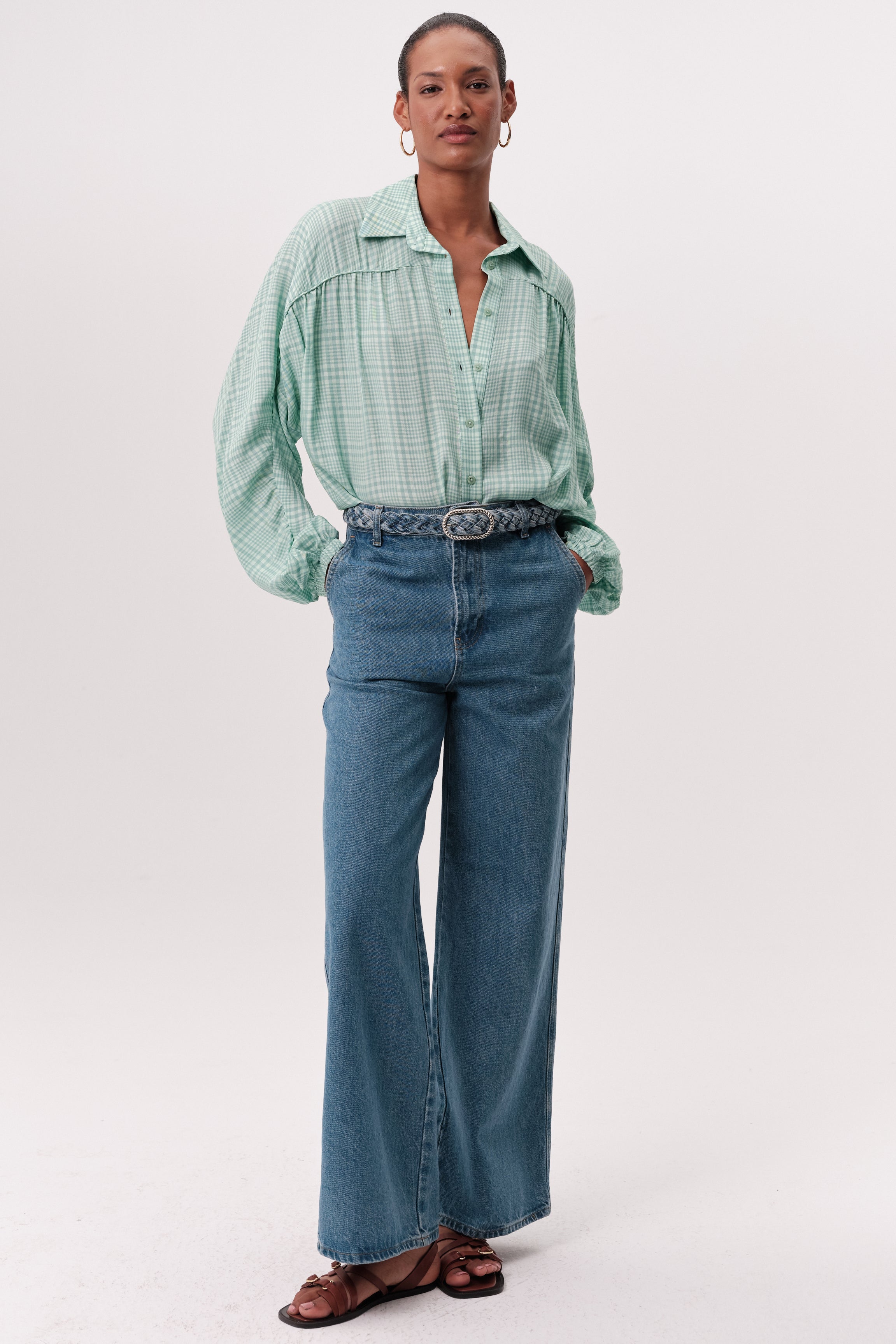 Kemer Detaylı ve Bol Paçalı Jean