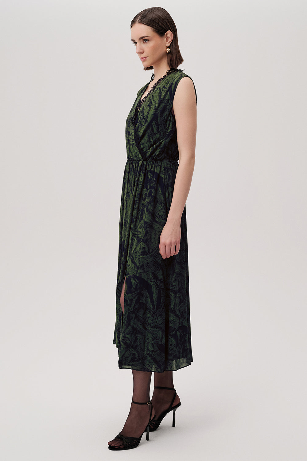 Desenli Kruvaze Dantel Yaka Yırtmaçlı Regular Midi Yeşil Elbise