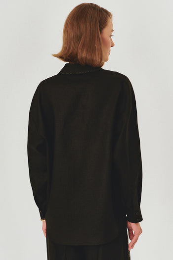 İşleme Detaylı Rahat Kalıp Saf Keten Siyah Gömlek