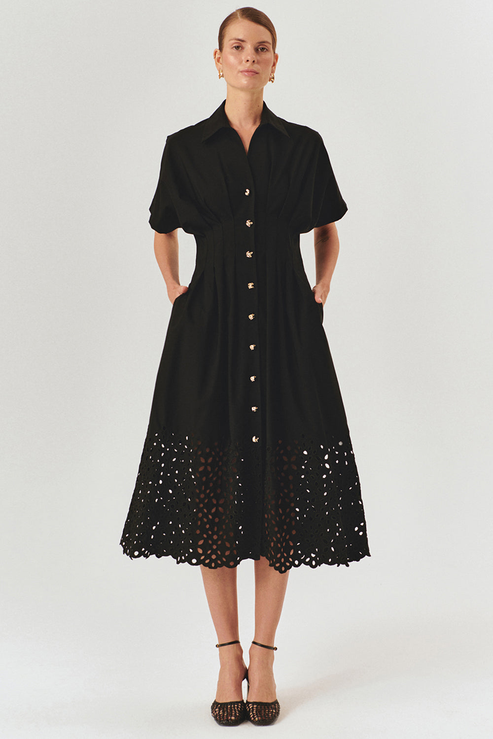 Düşük Kol Önden Düğmeli Etek Uçları Fistolu Bele Oturan Midi Boy Gömlek Elbise