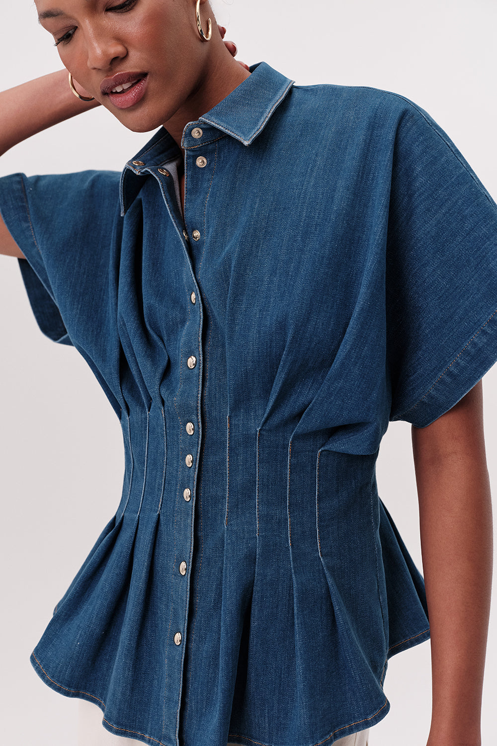 Gömlek Yaka Kısa Kollu Pileli Regular Denim Mavi Gömlek