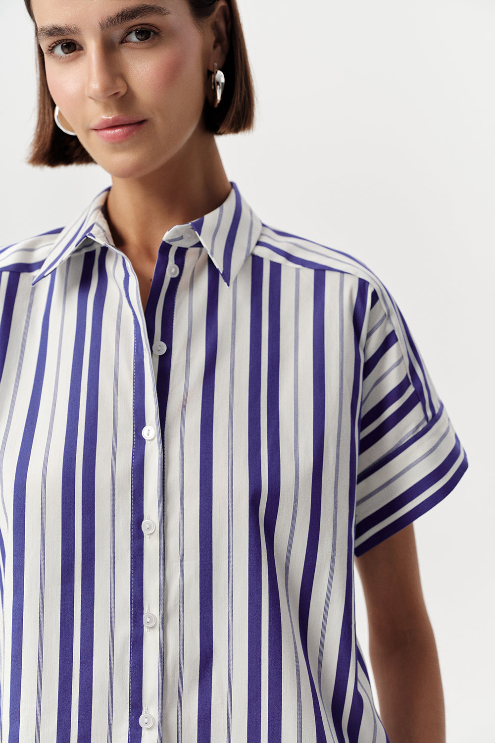 Gömlek Yaka Kısa Kollu Çizgili Regular Saks Kemik Gömlek