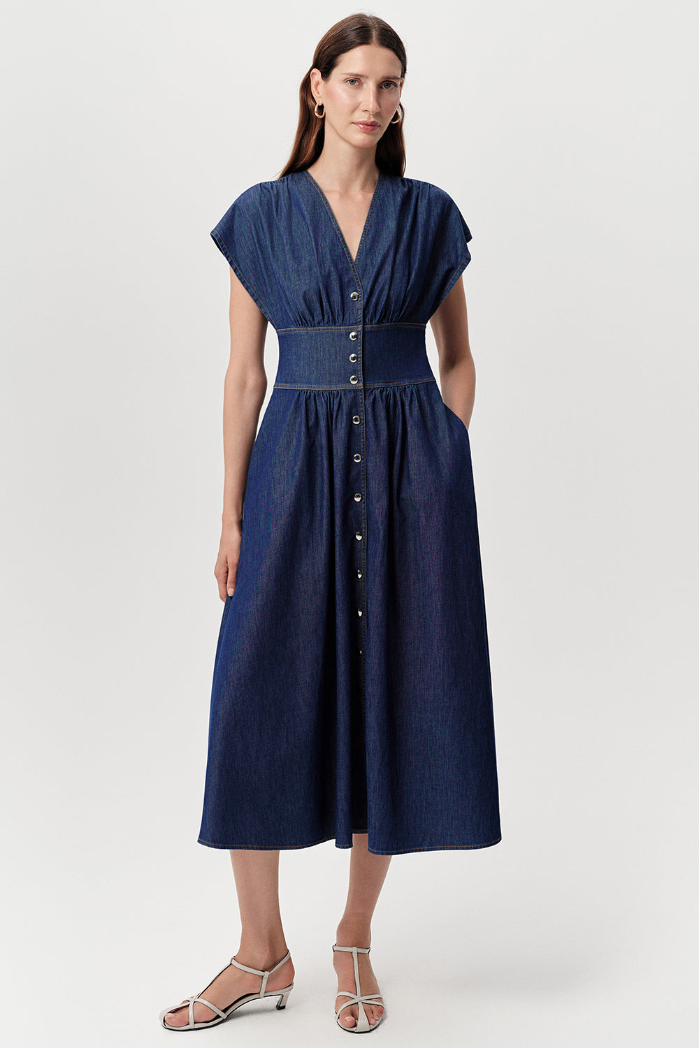 V Yaka Kısa Kollu Cepli Bele Oturan Regular Midi Mavi Elbise