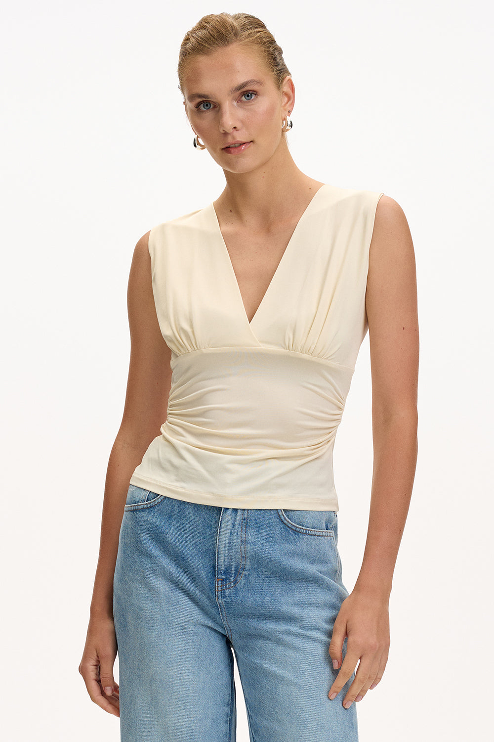 V Yaka Kolsuz Yanları Büzgülü Slim Fit Örme Ekru Bluz