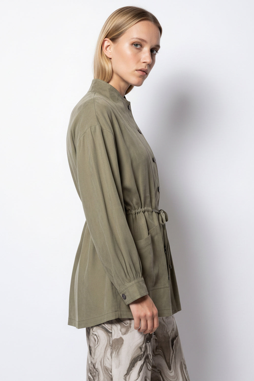 Dik Yaka Beli Bağcıklı Regular Cupra Ceket
