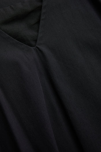 Kemer Detaylı V Yaka Pamuklu Siyah Regular Midi Elbise