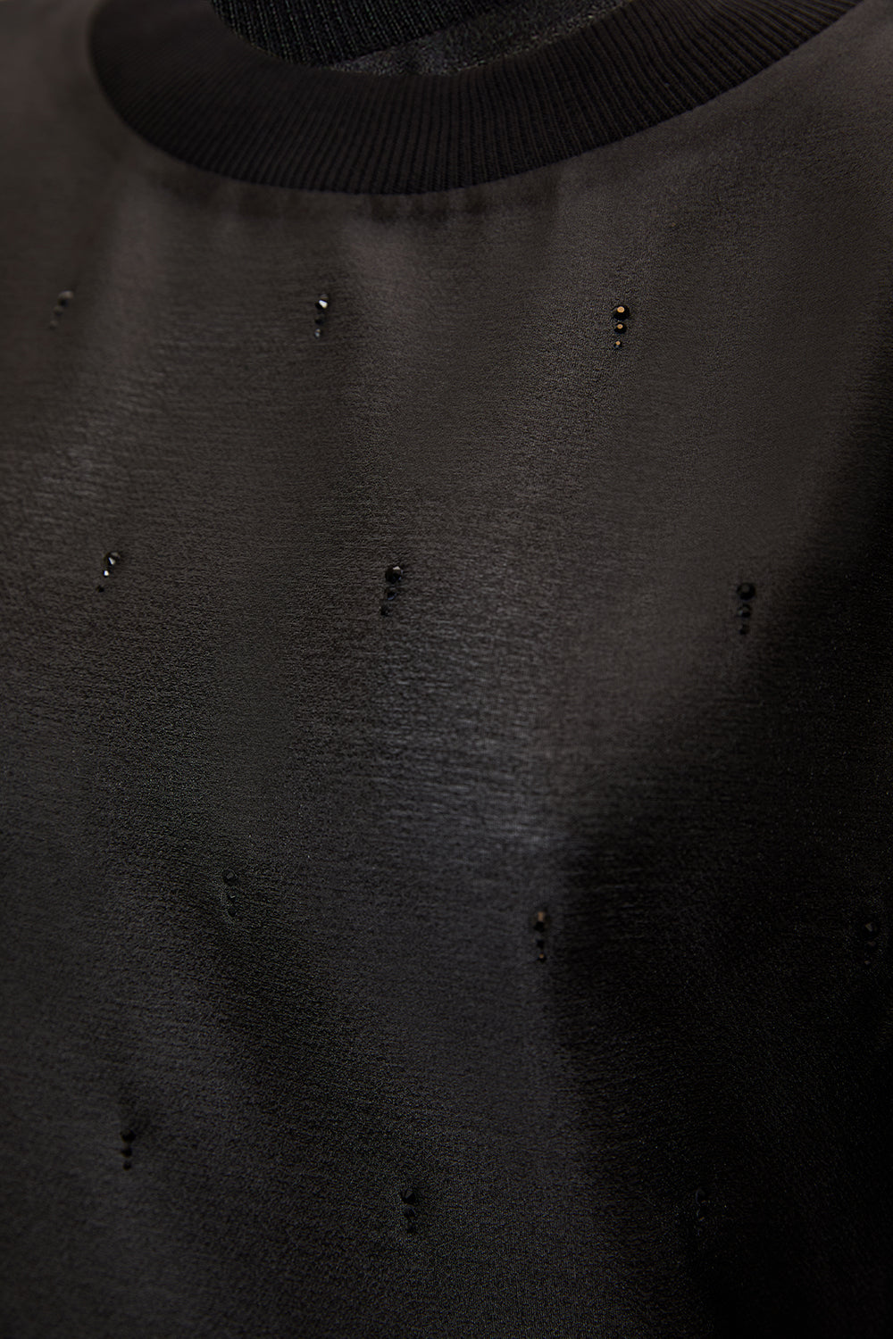 Boncuk İşlemeli Bisiklet Yaka Kısa Kol Regular Bluz