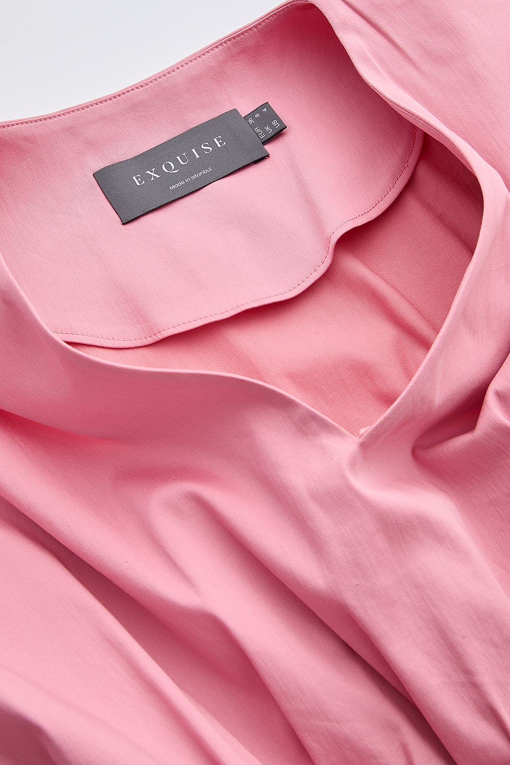 Kısa Kollu V Yaka Bele Oturan Cepli Slim Fit Midi Pembe Elbise