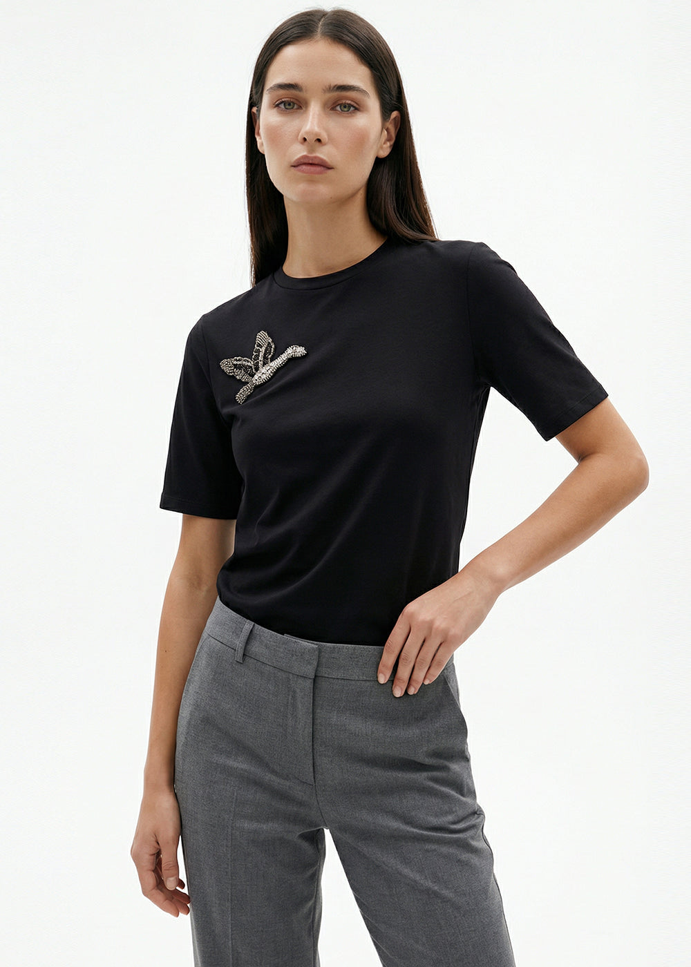 Bisiklet Yaka Kuş İşlemeli Kısa Kollu Örme T-Shirt