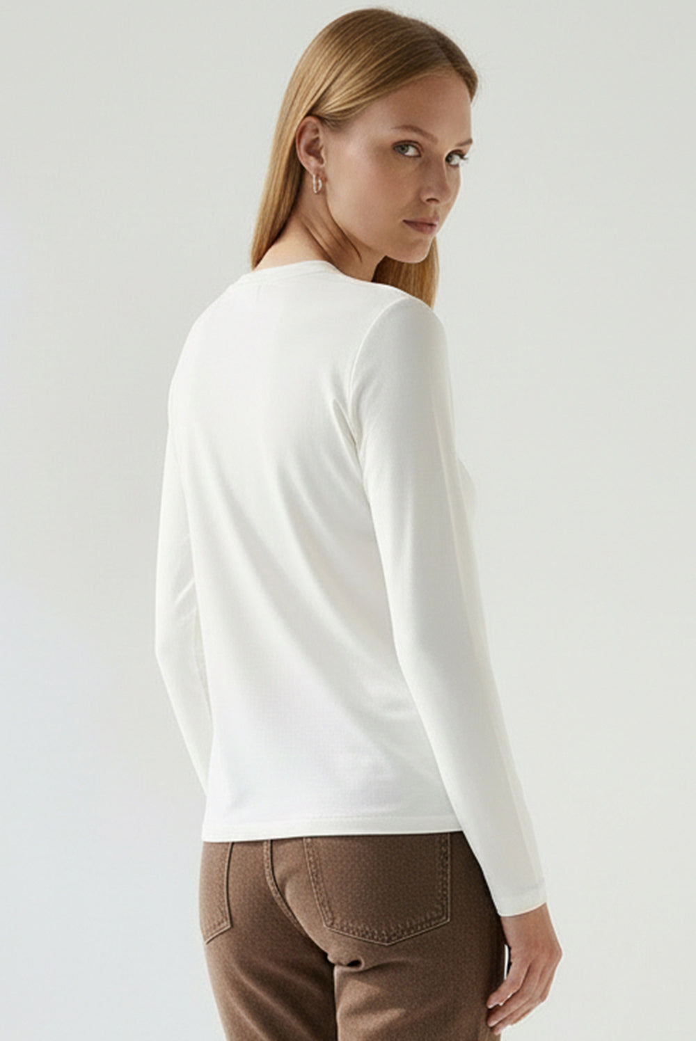 Bisiklet Yaka Uzun Kollu İşlemeli Dokuma Bluz