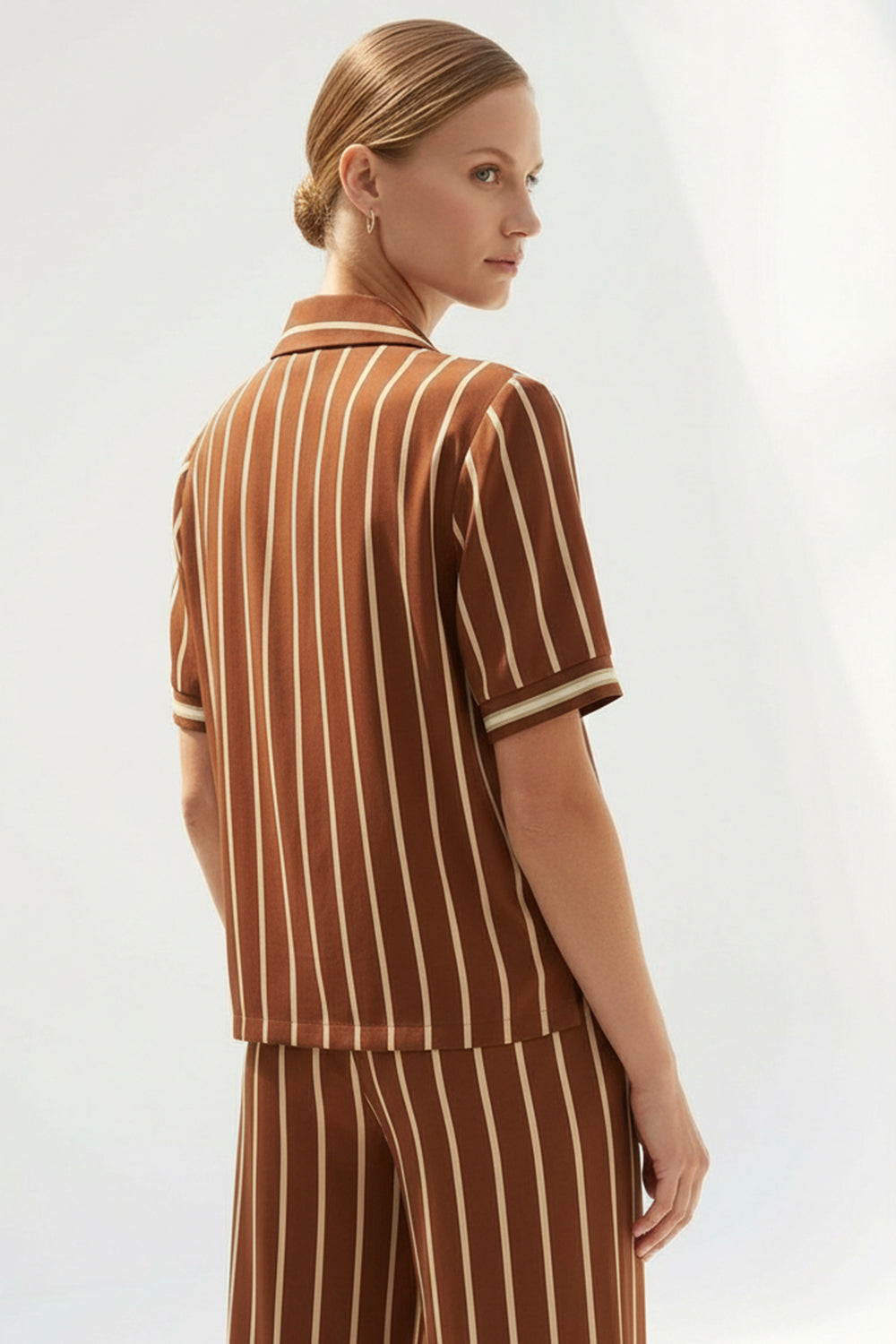 Çizgili Kısa Kollu Gömlek Modeli