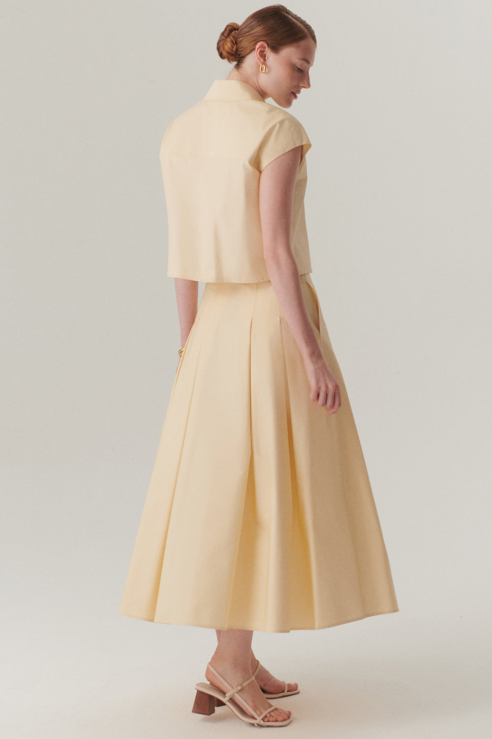 Açık Sarı Pileli Pamuklu Midi Boy Etek