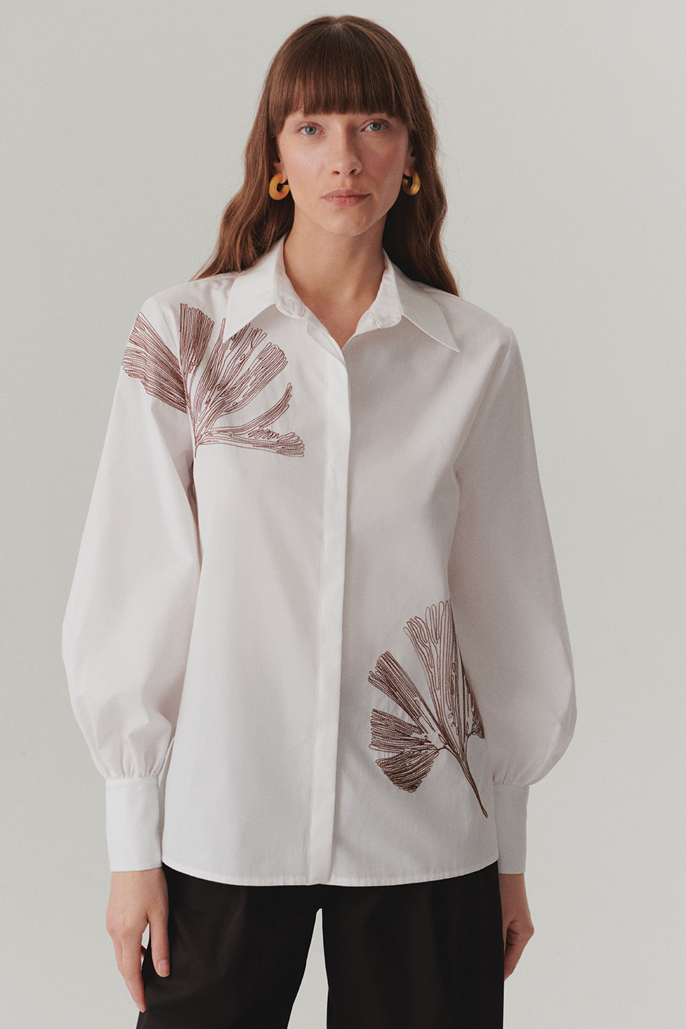 Çiçek Dikiş Detaylı Pamuk Regular Kemik Gömlek