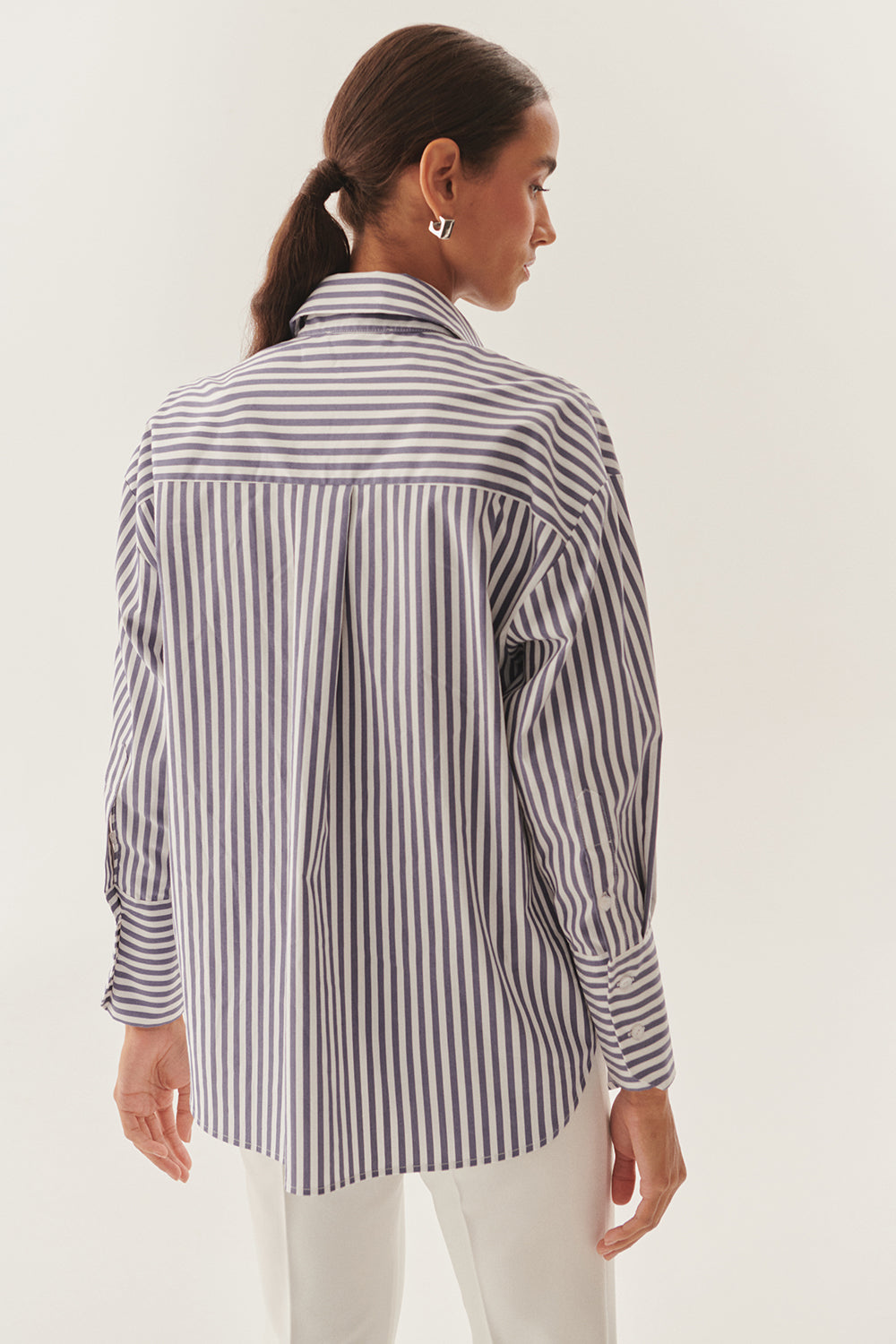 Taş İşleme Detaylı Lacivert Beyaz Oversize Çizgili Poplin Gömlek