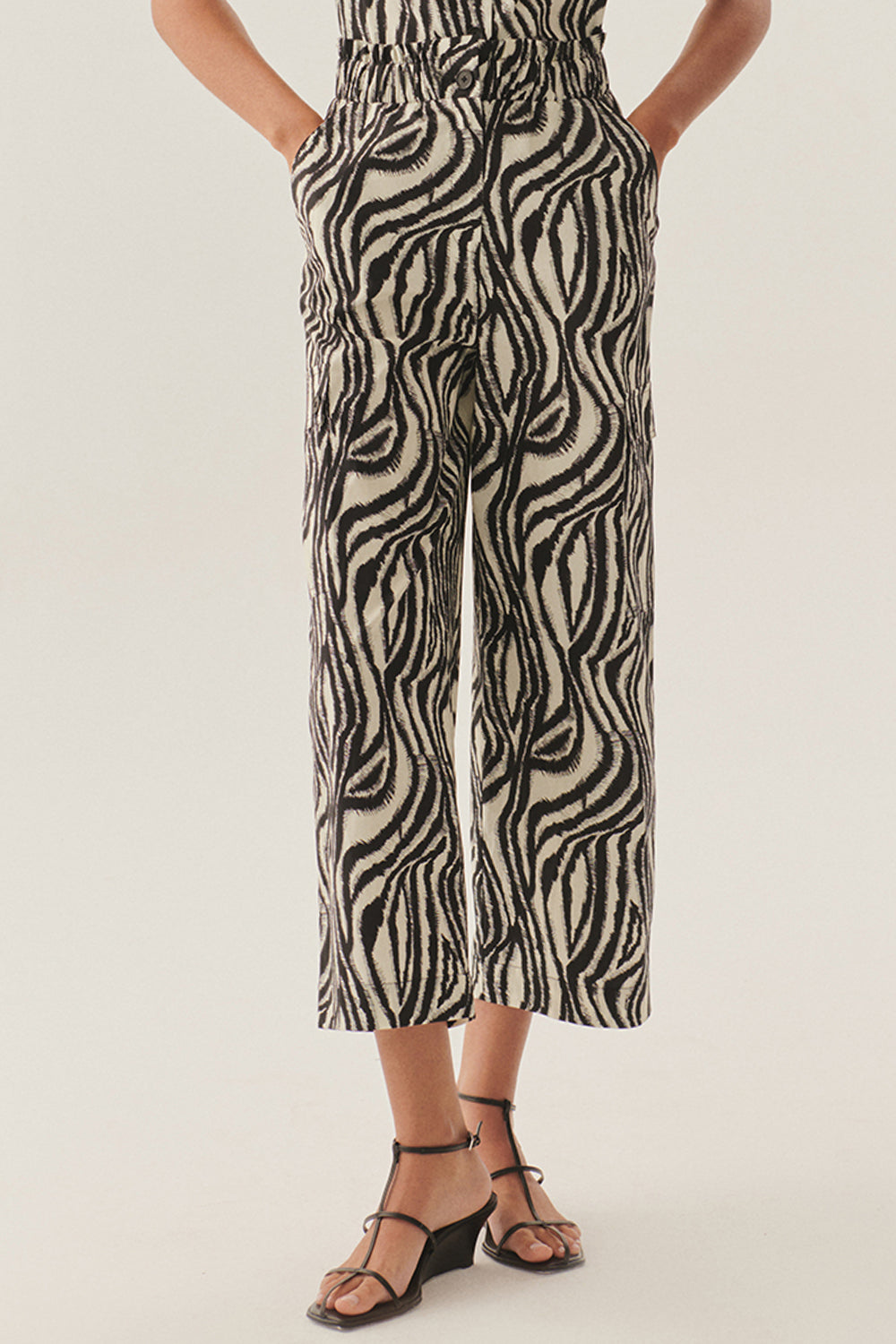Beli Lastikli Zebra Desenli Regular Pamuklu Pantolon