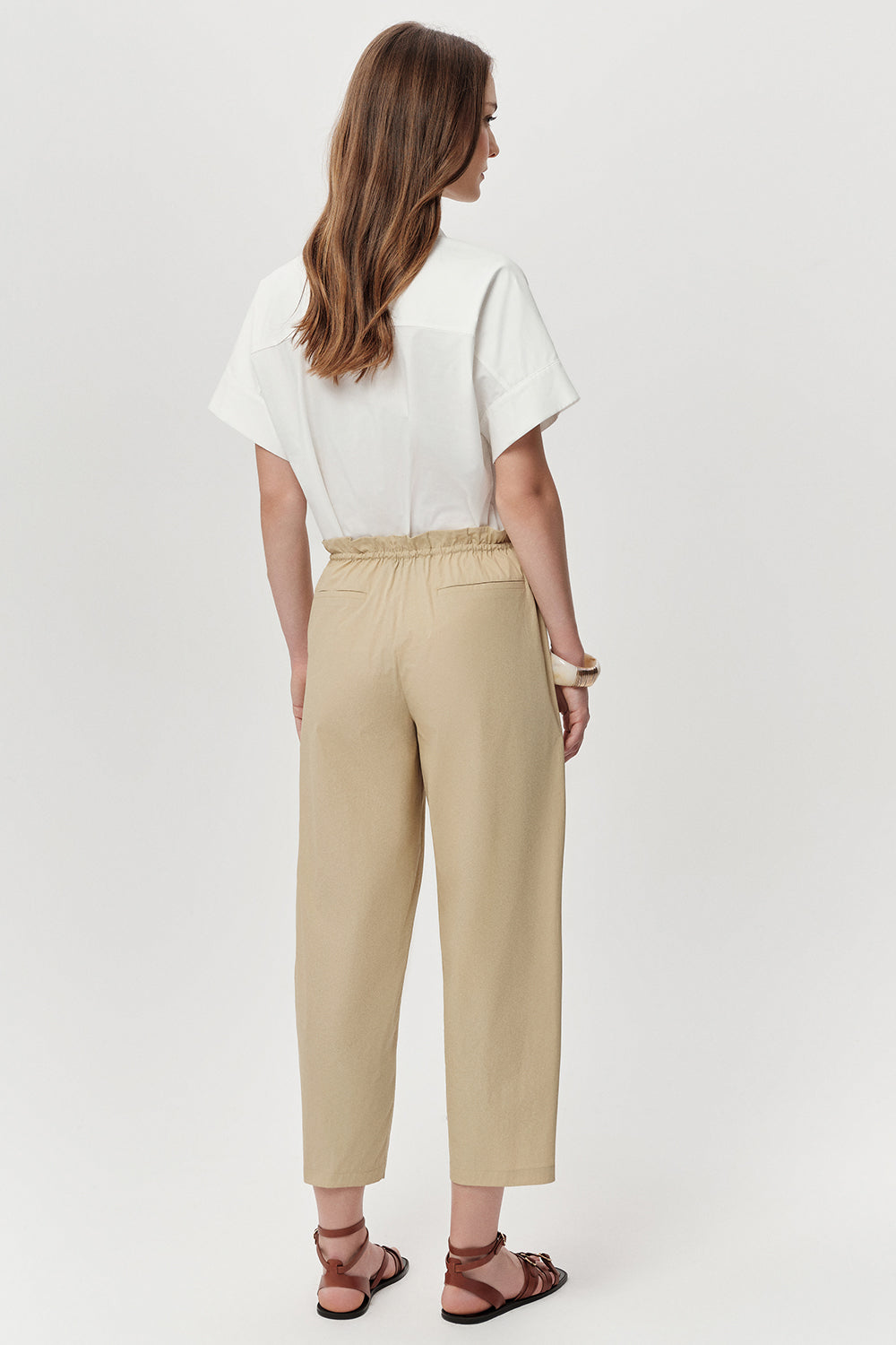 Beli Bağcıklı Cepli Dar Paça Regular Dokuma Bej Pantolon