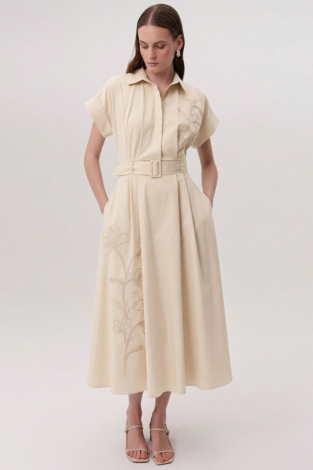 Gömlek Yaka Kısa Kollu Kemerli Cepli Regular Midi Krem Elbise