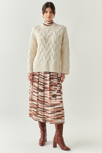 Boncuk İşlemeli Bisiklet Yaka Regular Triko Kemik Bluz