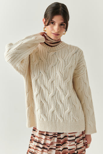 Boncuk İşlemeli Bisiklet Yaka Regular Triko Kemik Bluz