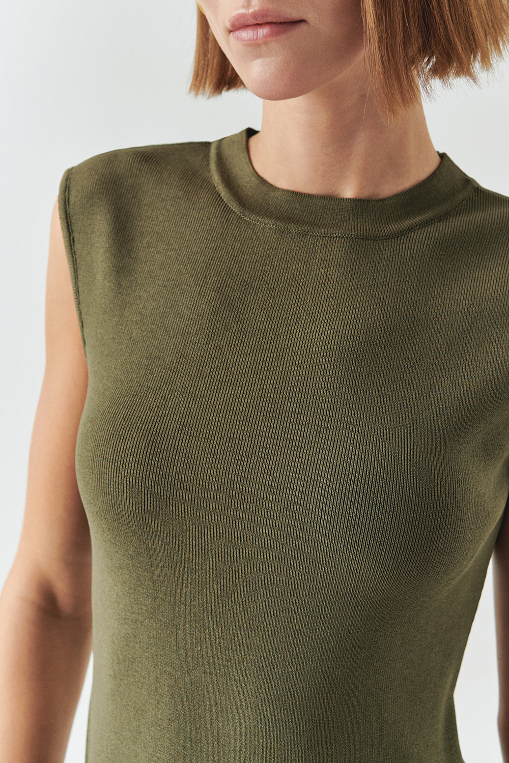 Bisiklet Yaka Triko Garnili Asimetrik Kesim Slim Fit Midi Haki Elbise