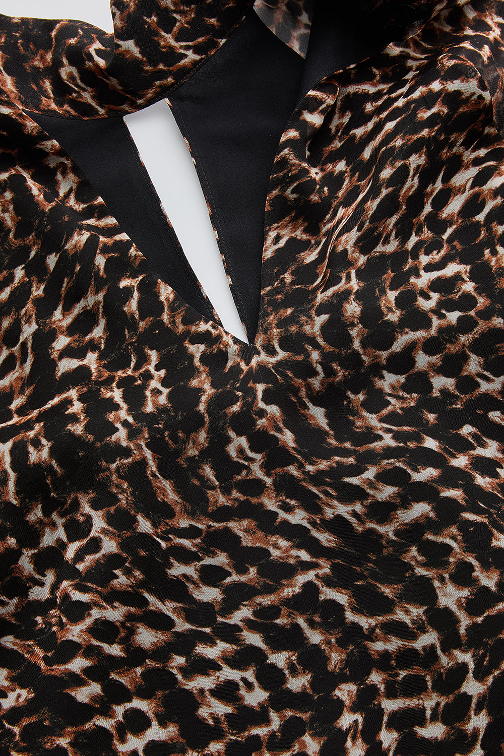 Leopar Desen Fular Yakalı Astarlı Regular Bluz