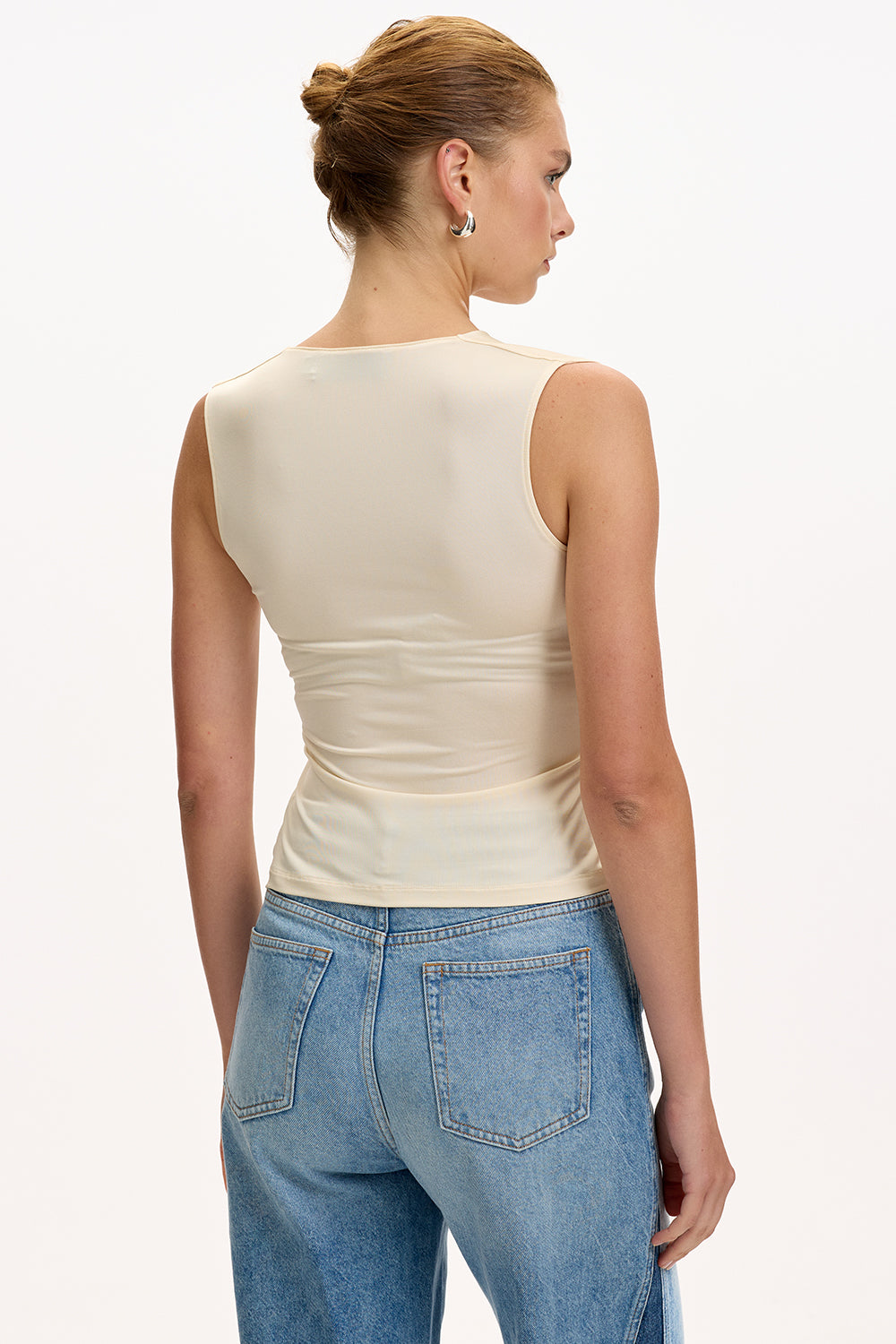 V Yaka Kolsuz Yanları Büzgülü Slim Fit Örme Ekru Bluz