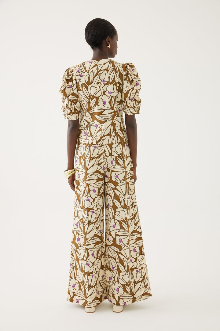 Kol Detaylı ve Çiçekli Gömlek Tasarımı