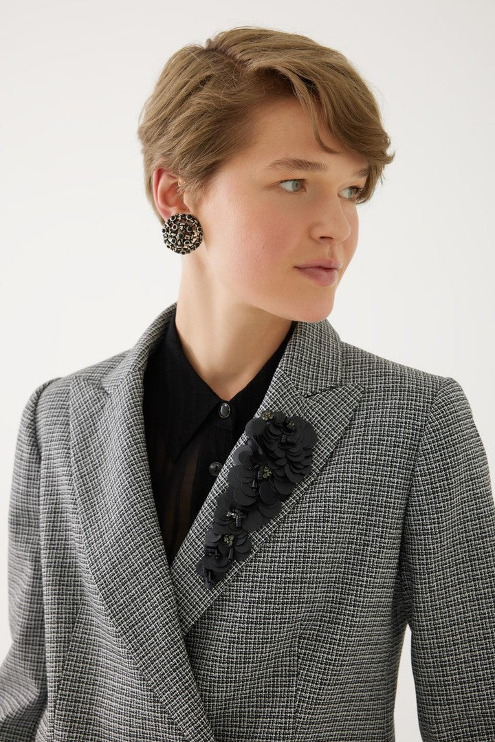 Yaka İşlemeli Ekoseli Ceket