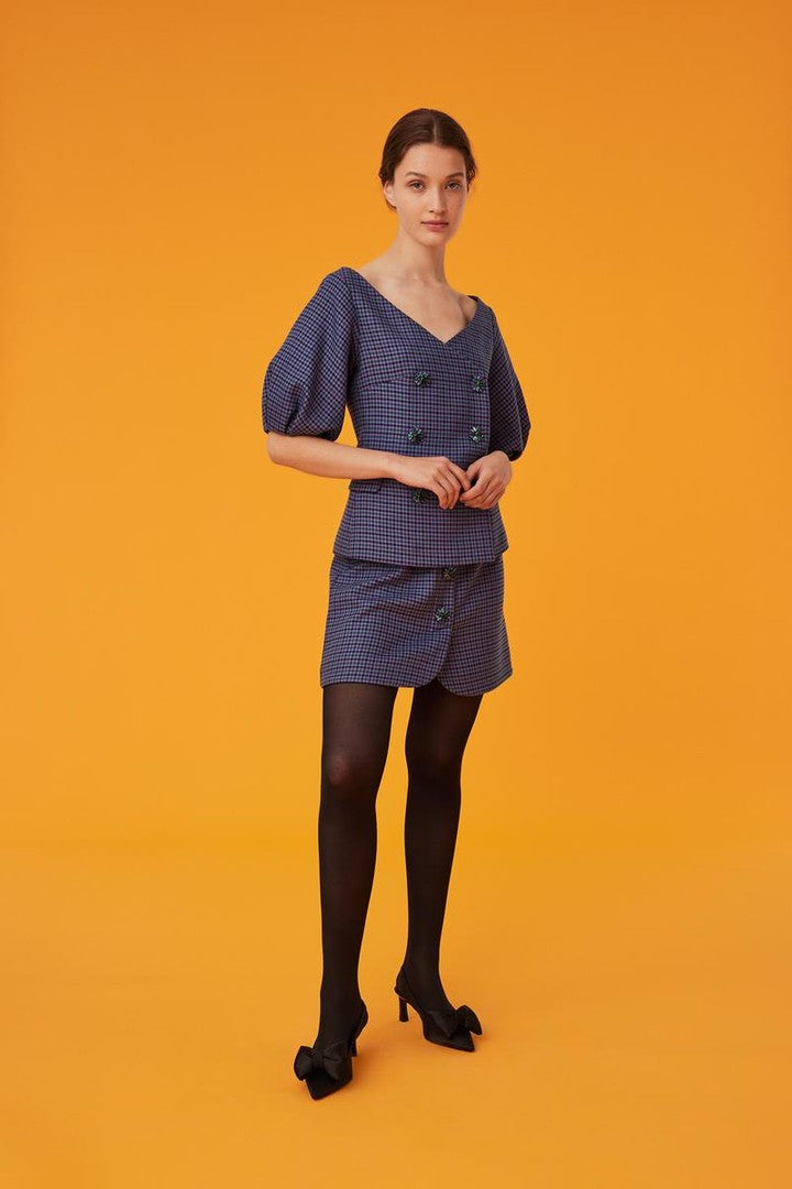 Kayık Yakalı Taşlı Düğme Detaylı Ceket