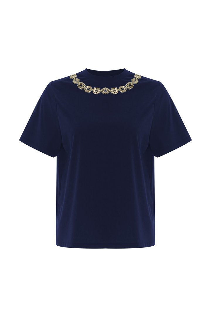 Yakası Taşlı ve Kısa Kollu Tişört