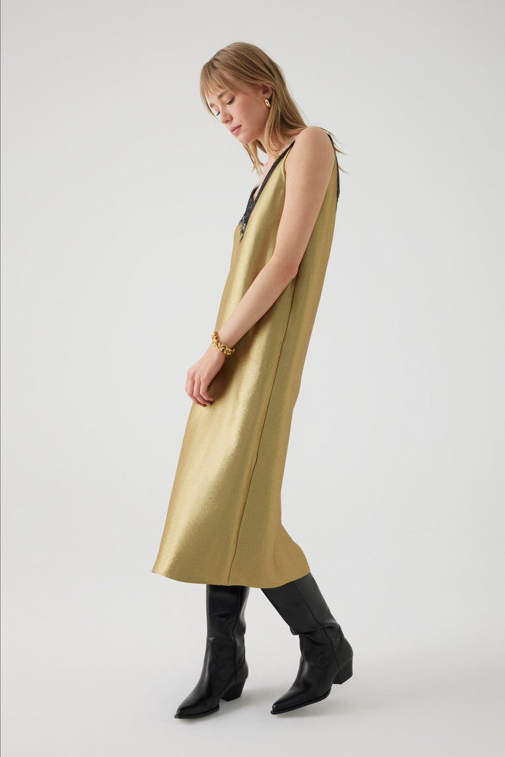 Saten Dantelli Payet Detaylı Rahat Kesim Gold Elbise