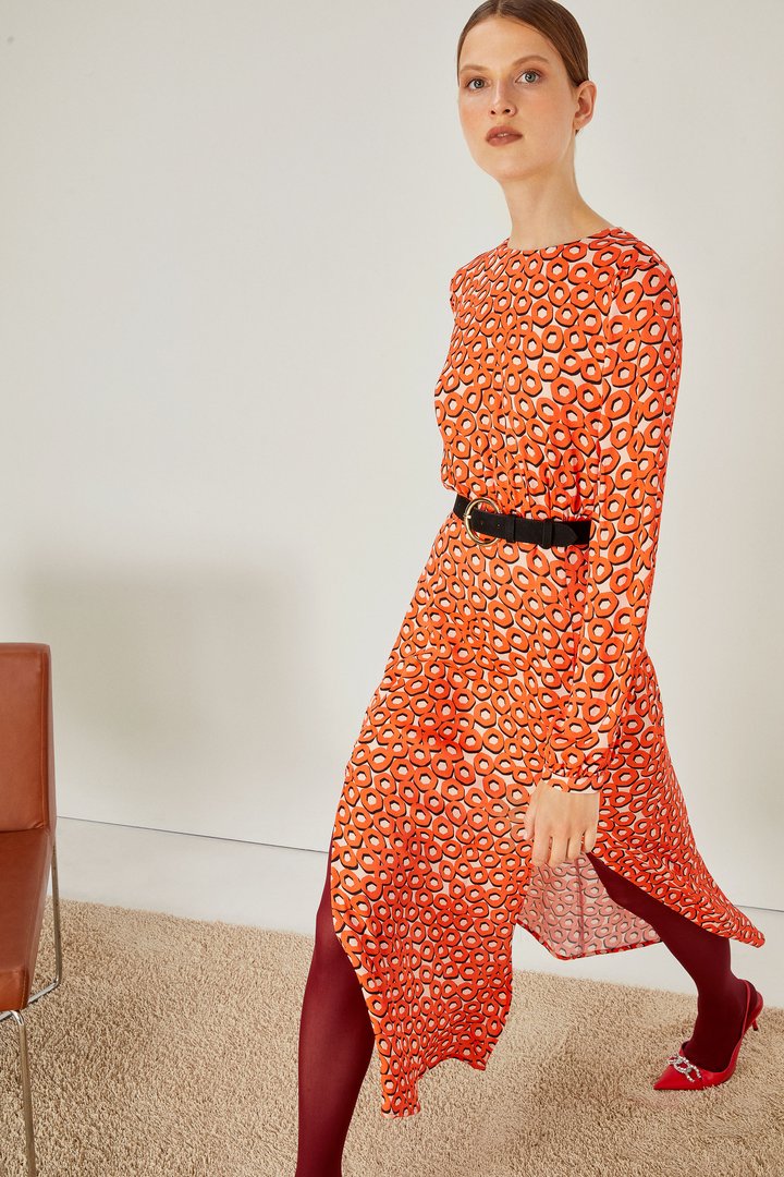 Siyah Kemerli Turuncu Elbise