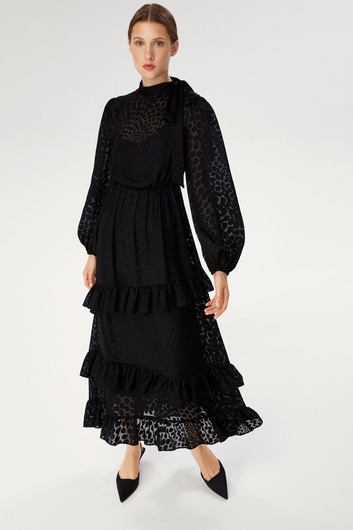 Yakası Fularlı Midi Elbise