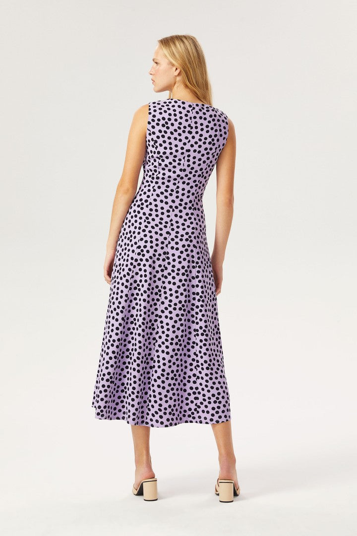 V Yaka Düğmeli Midi Elbise