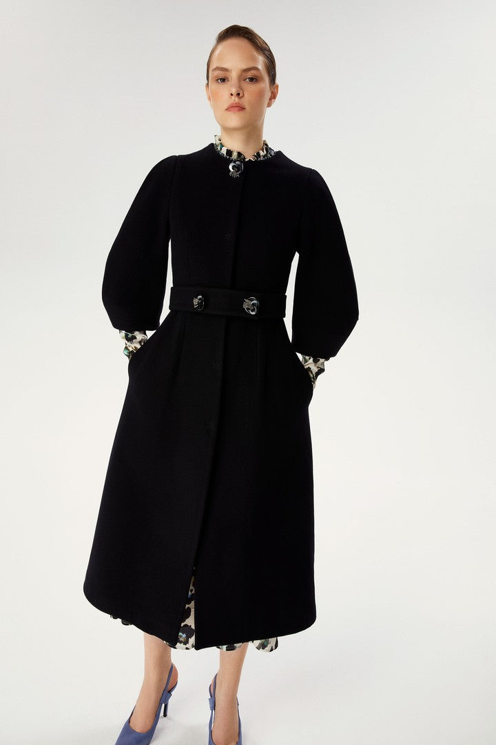 Kol Detaylı Kapitone Kaban