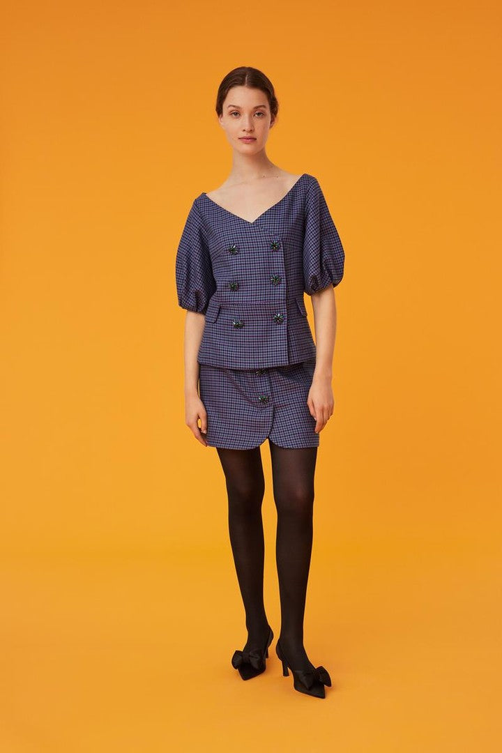 Kayık Yakalı Taşlı Düğme Detaylı Ceket