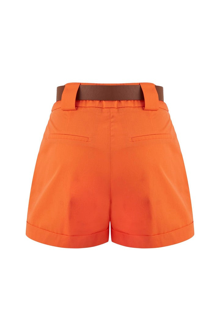 Kemer Detaylı Pileli Poplin Şort