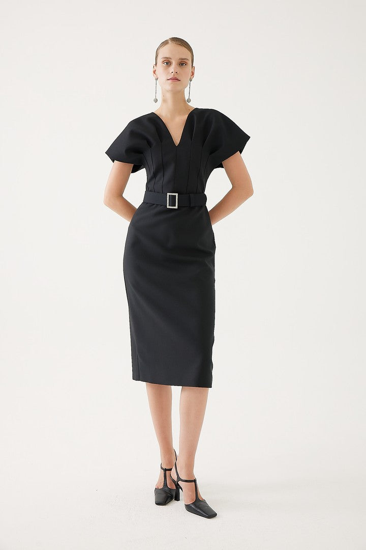 Kemerli Slim Fit Midi Siyah Elbise