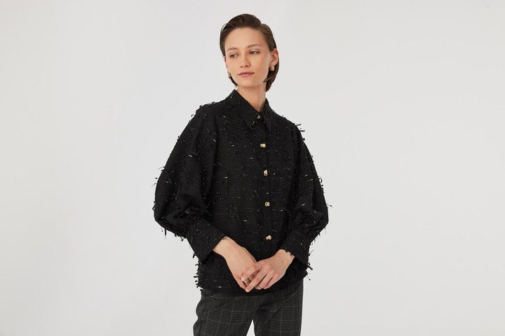 Düğmeli Uzun Kollu Gömlek