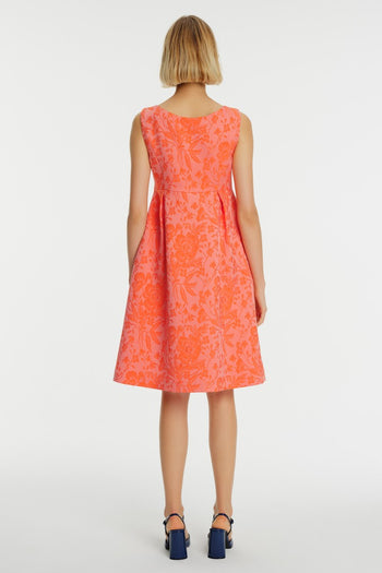 Çiçek Desenli Fiyonk Detaylı Pileli Elbise