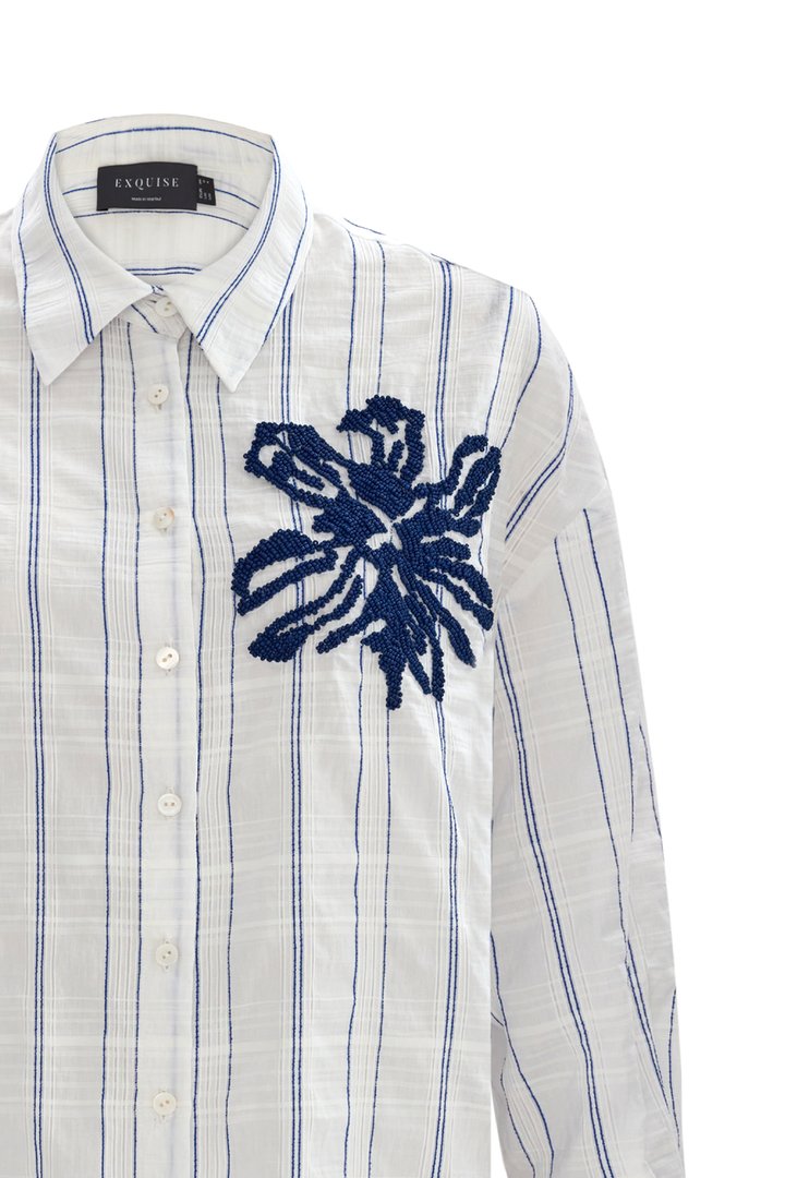 Çiçek İşlemeli ve Çizgili Gömlek Modeli