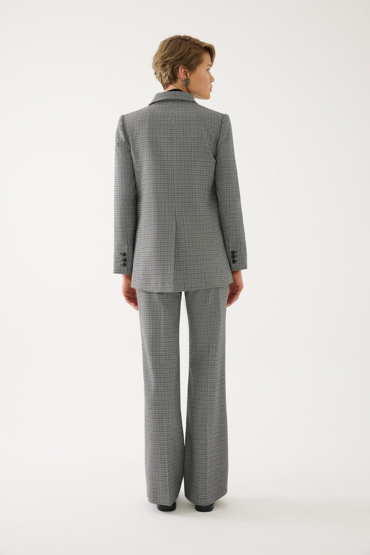 Yaka İşlemeli Ekoseli Ceket