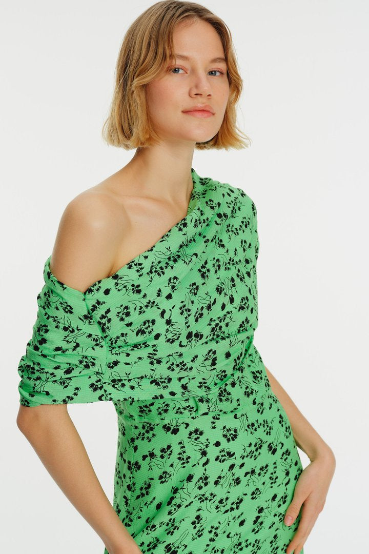 Düşük Omuz Çiçek Desenli Midi Elbise