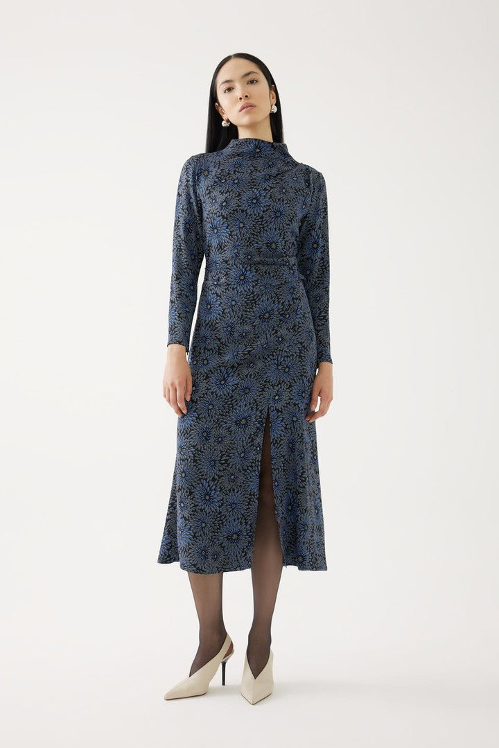 Yırtmaçlı Çiçekli Viskoz Elbise