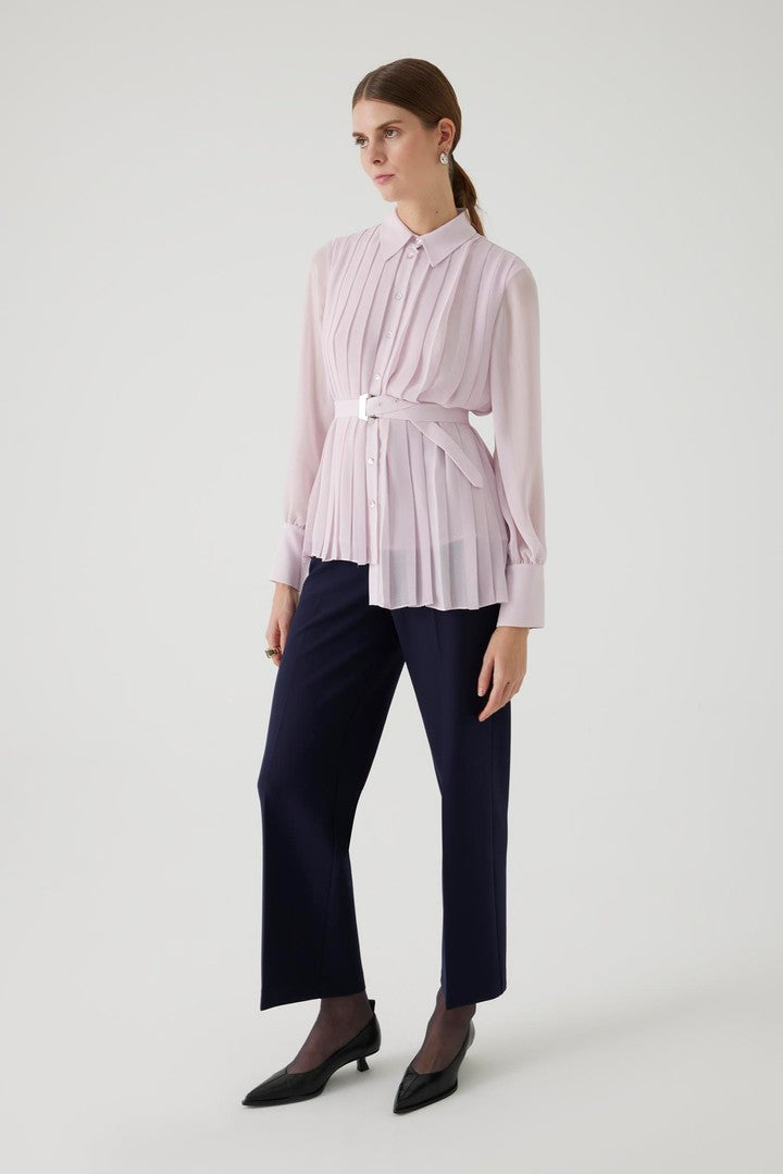 Kemer Detaylı Pliseli Pudra Şifon Gömlek