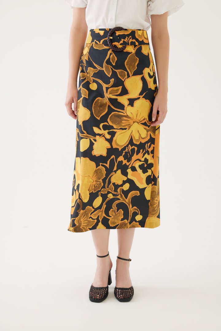 Kemer Detaylı Midi Boy Etek