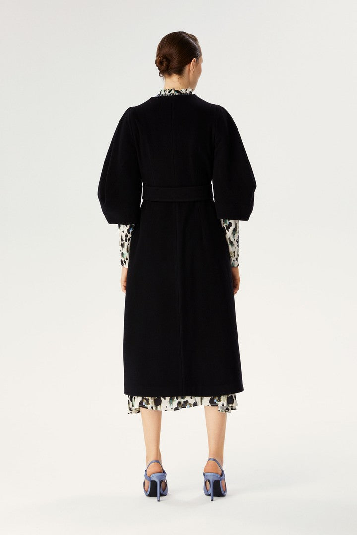 Kol Detaylı Kapitone Kaban