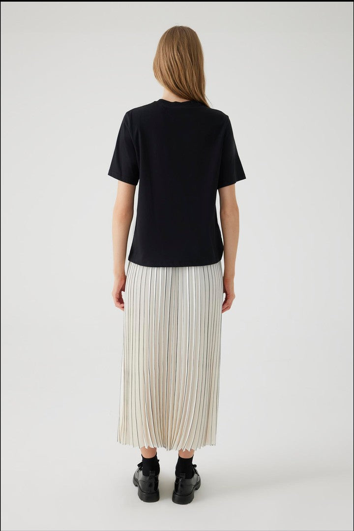 Bisiklet Yaka İşlemeli Regular Siyah T-shirt