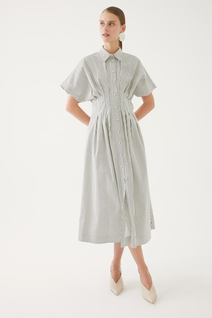 Çizgili Düğme Detaylı Midi Elbise